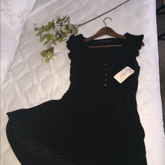 Zara Dresses & Skirts - Black Dress